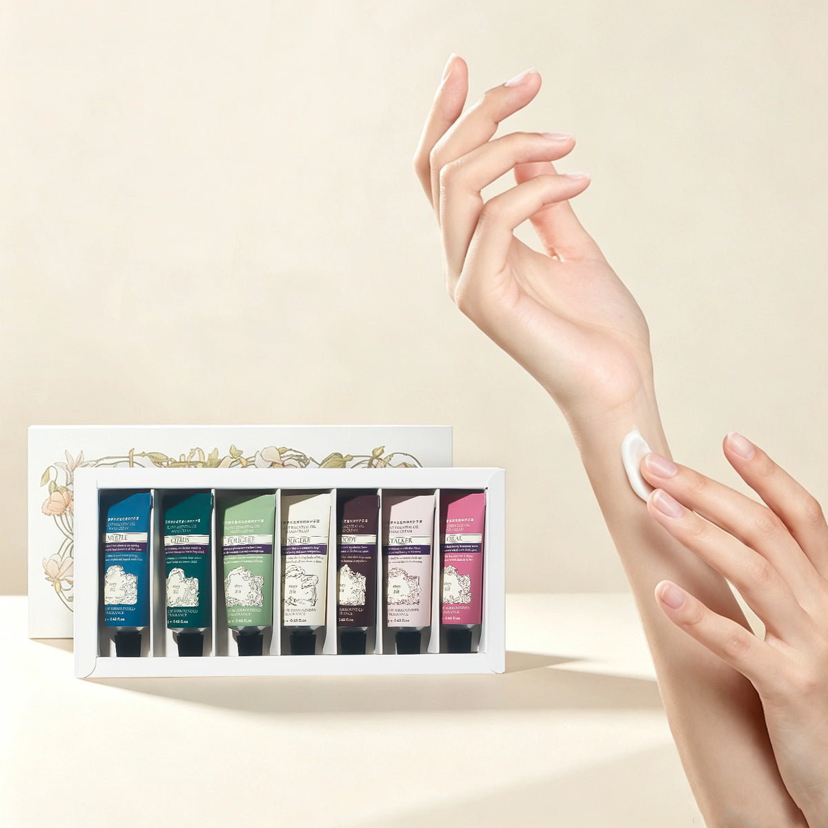 ROOPY 7-piece mini hand cream gift set application result